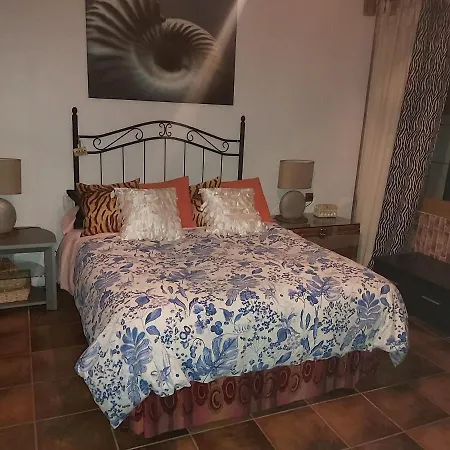 Charming In With Mountain View And Private Pool *