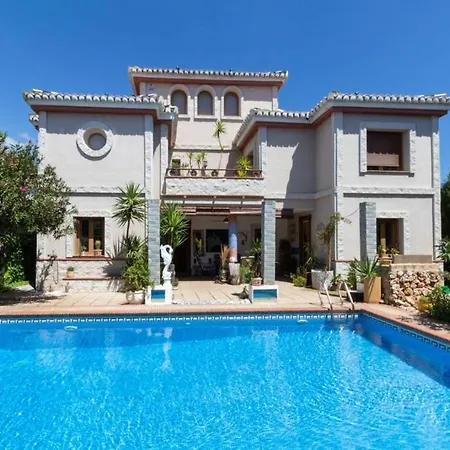 Villa Charming In With Mountain View And Private Pool *